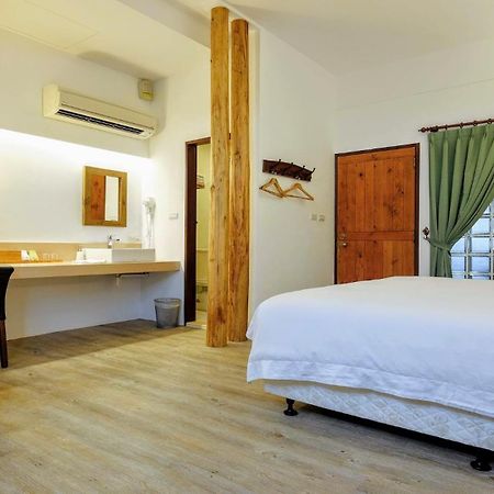 Shire Homestay Луодонг Екстериор снимка
