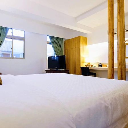 Shire Homestay Луодонг Екстериор снимка