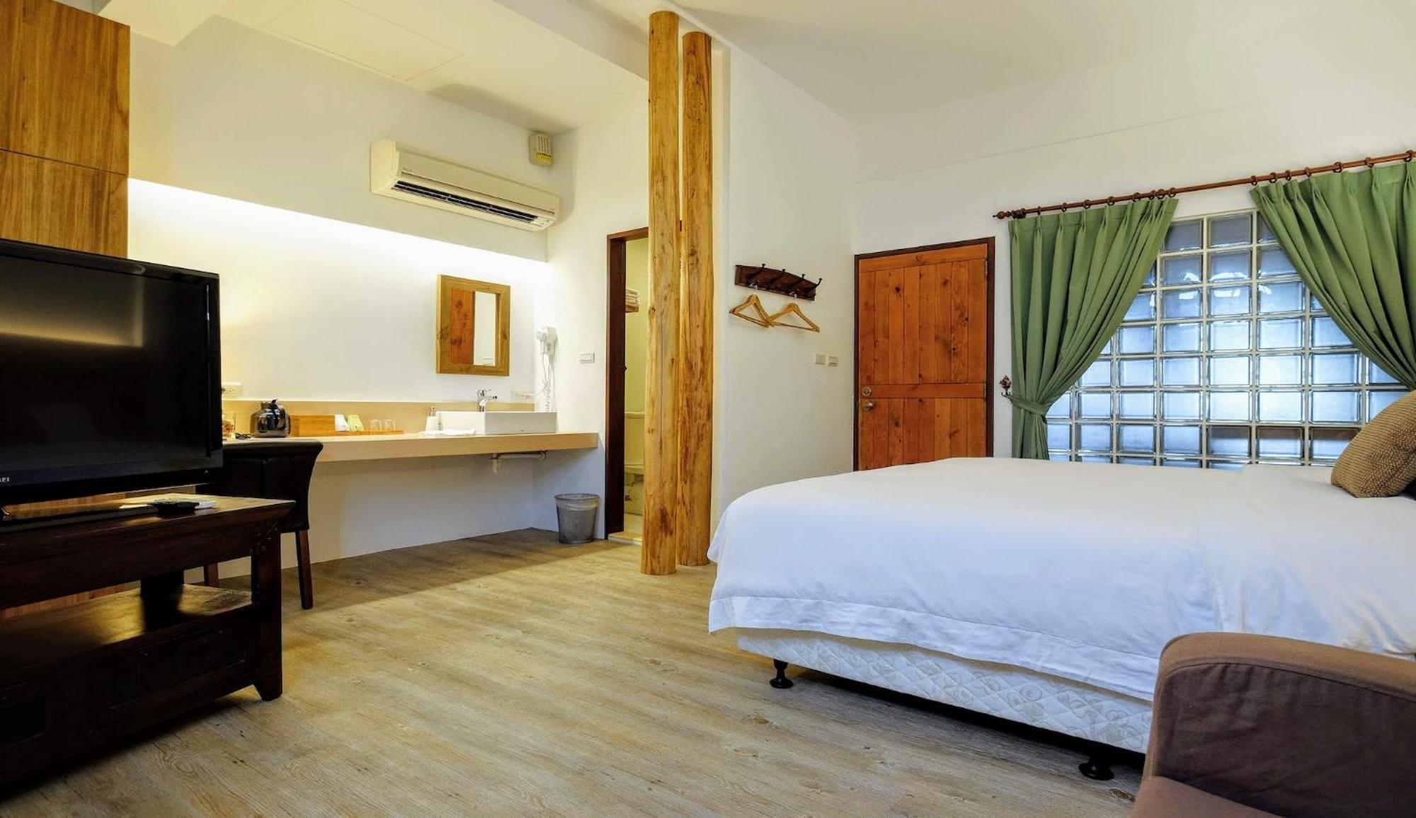 Shire Homestay Луодонг Екстериор снимка